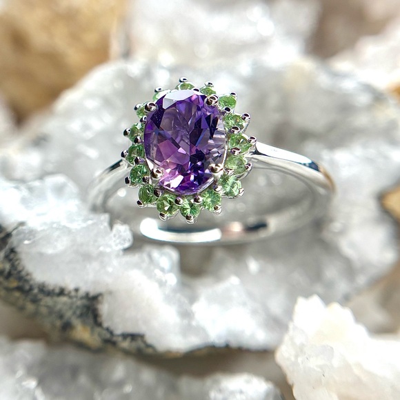 โAmethyst Vineโ Glorious Amethyst & Tsavorite Garnet Ring! ๐ - SIZE (10) - Picture 8 of 12